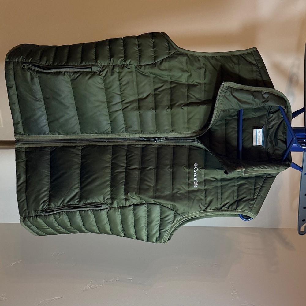 Columbia Olive Quilted Vest